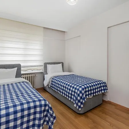 Downtown 2 Bdrm *
