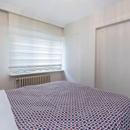 Downtown 2 Bdrm בורסה