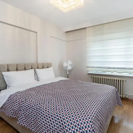 Downtown 2 Bdrm בורסה