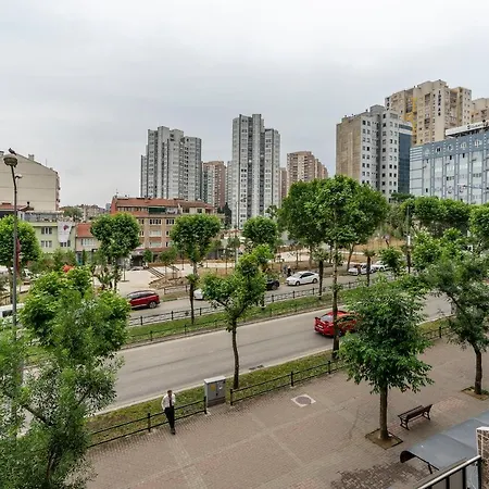 Downtown 2 Bdrm בורסה